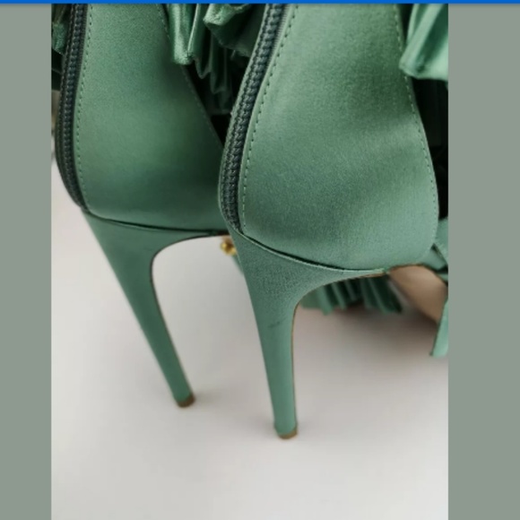 NIB$1250 Fausto Puglisi Pleated Bow Gladiator Heel - Picture 5 of 8